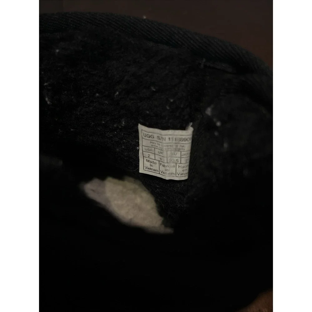 Uggs Jona Boot PS Girls Shoe Size 2 Black 1118890K‎ Preowned